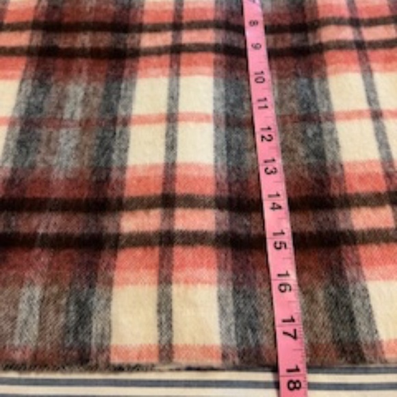 M&S plaid mini skirt - Picture 4 of 10